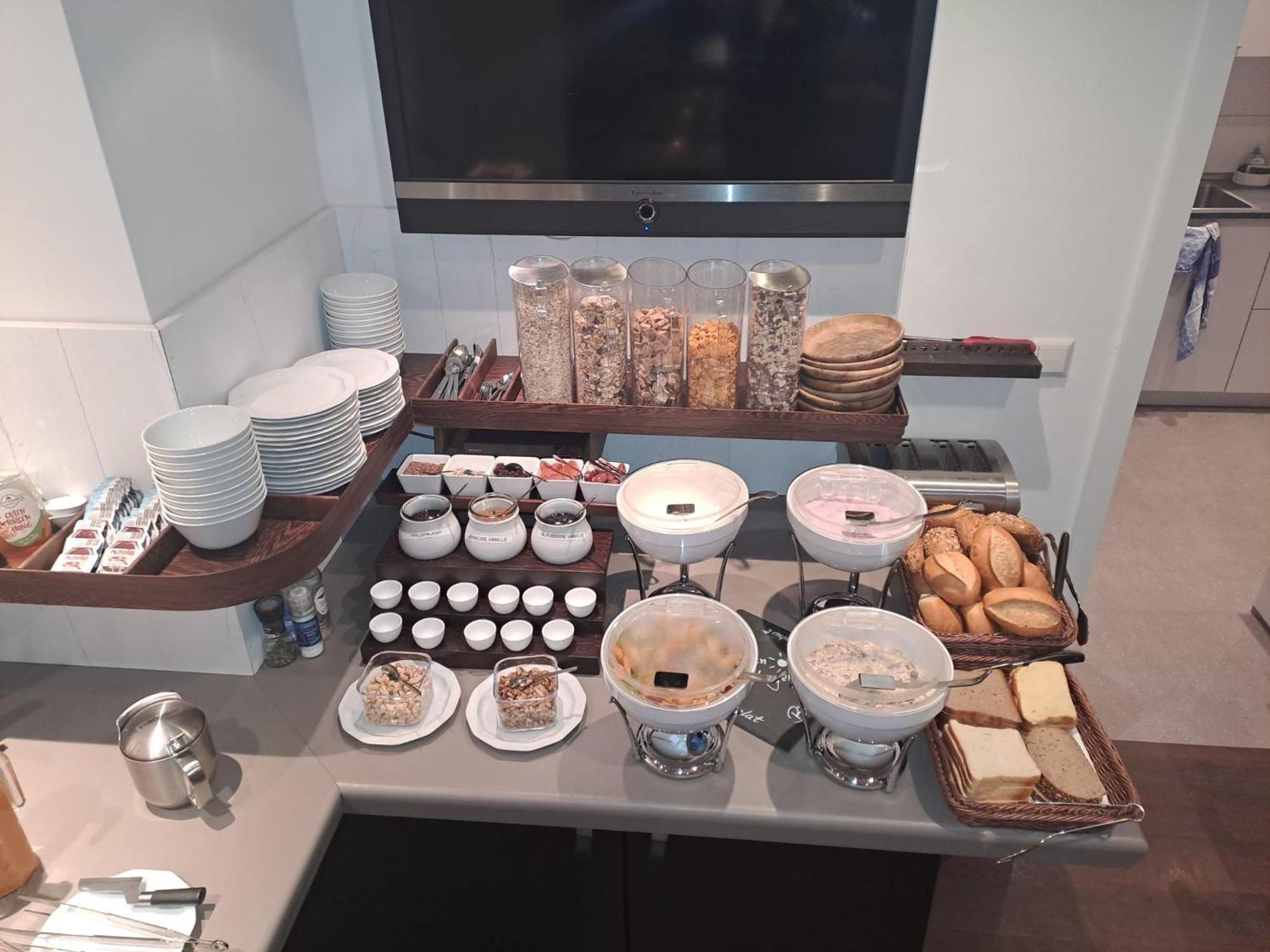 Hotel Zur Wartburg Rheda-Wiedenbrück Esterno foto