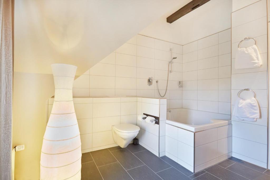 Hotel Zur Wartburg Rheda-Wiedenbrück Esterno foto